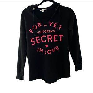 Women’s hooded sweatshirt